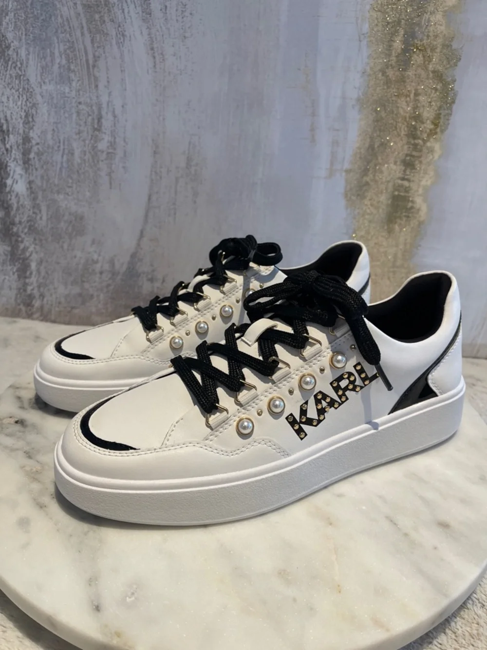Karl Lagerfeld White and Black Pearl-Trim Sneakers - Picture 2 of 10